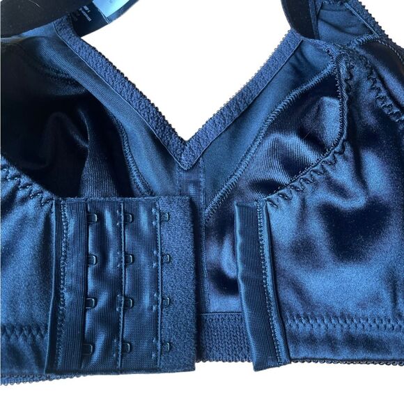 Bali Classic Support Cool Comfort Fabric Black Bra Womens Size 34DD NWT - Picture 4 of 7